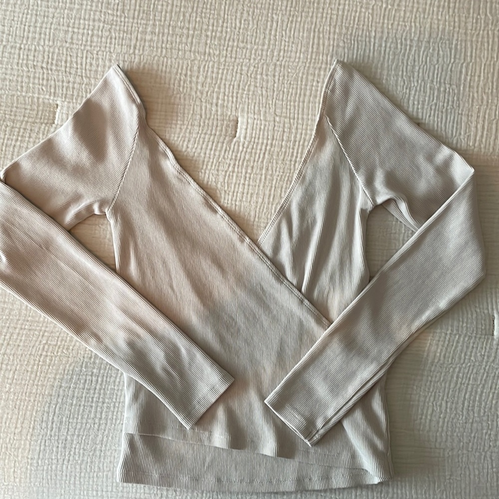 Zara deep V wrap style top